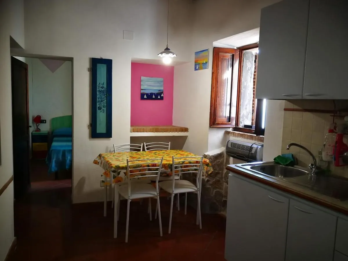 Apartment Alloggio S.Anna Giglio Castello
